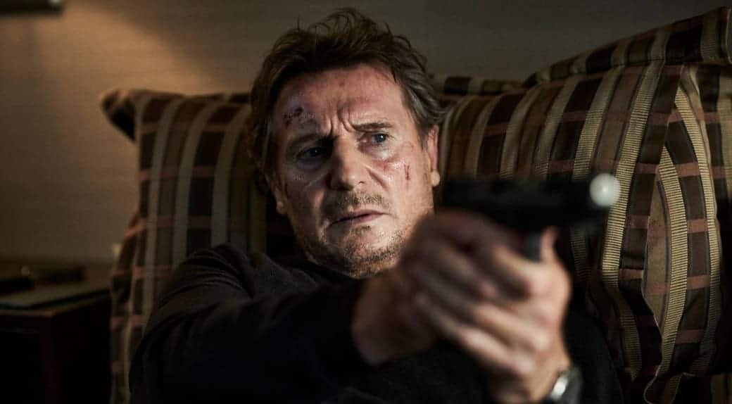 รีวิวหนัง Blacklight (2022) โคตรระห่ำ ล้างบางนรก